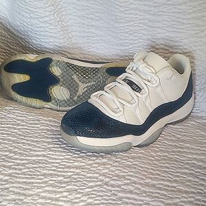 Sold####Air Jordan 11 Retro Low LE ** white/black-navy